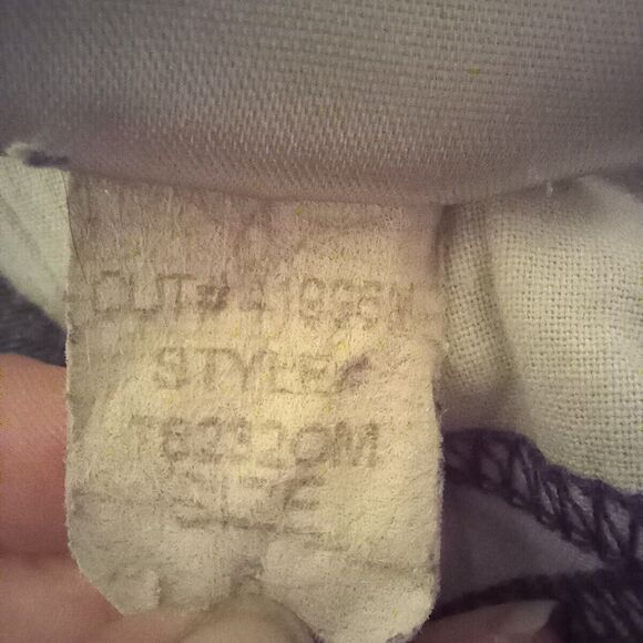 NYDJ Not Your Daughters Jeans Size 6 Marilyn Raw Hem Crop Jeans-Slimming-Sm Flaw - Picture 10 of 10